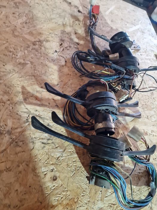 Przełącznik świateł wycieraczek maluch fiat 126p 125 p fso polonez syr