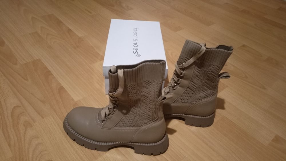 Buty damskie zimowe