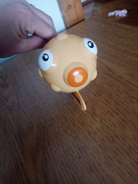 Термометр для вимірювання температури води для купання