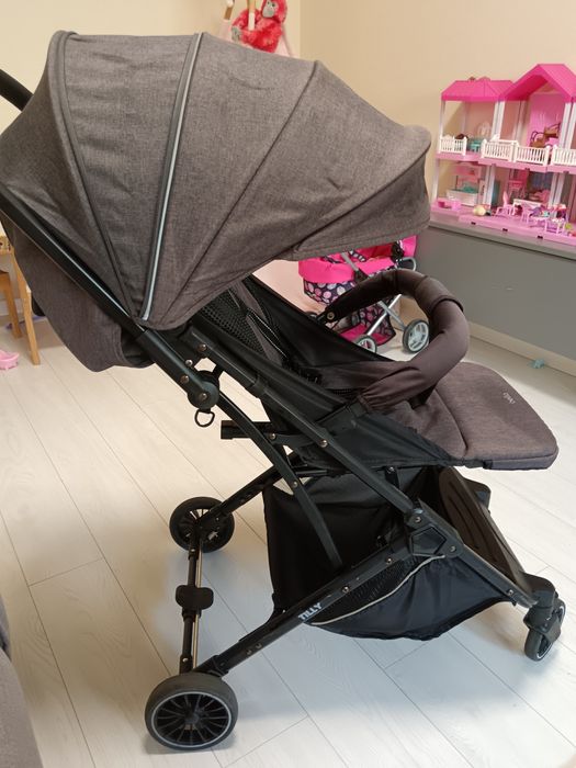 Продам дитячу прогулянкову коляску