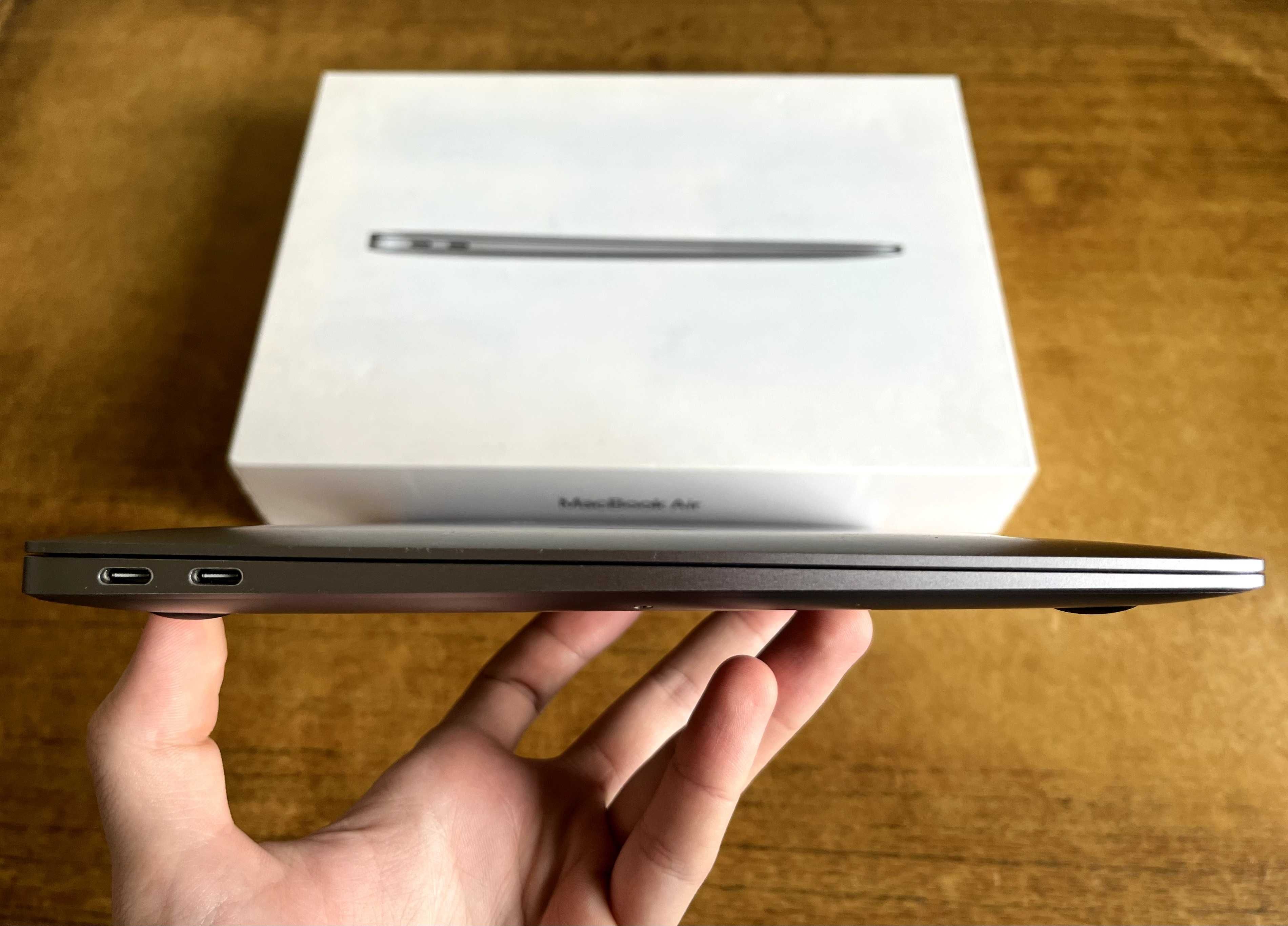 Macbook Air 13 M1 2020 16Gb 256SSD