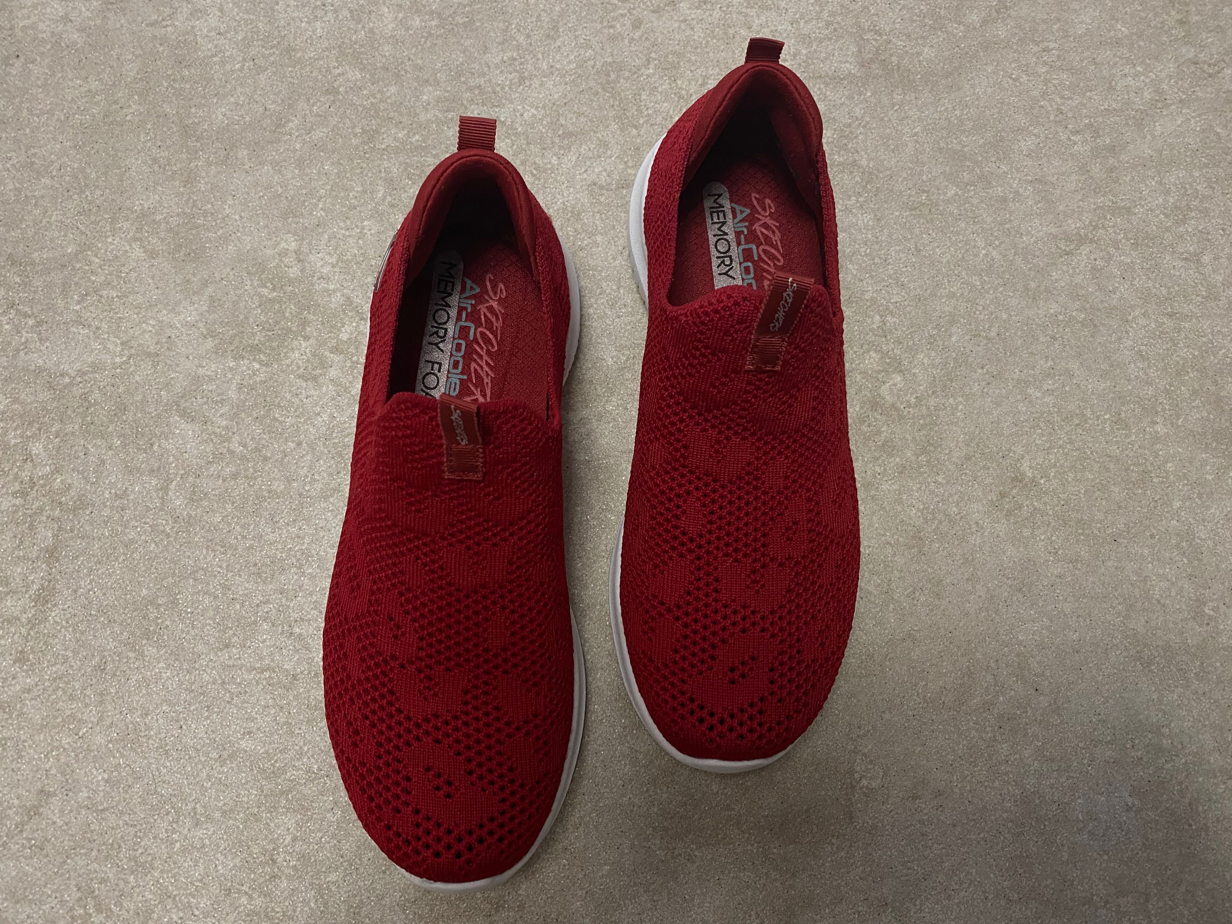 Жіночі кросівки Skechers
