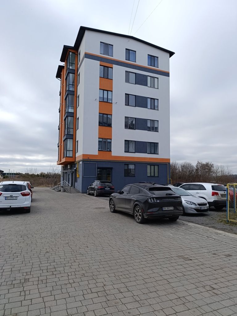 Продам 1 кімнатну квартиру! Р-н. Щасливе. Вул. Блоговіщенська.