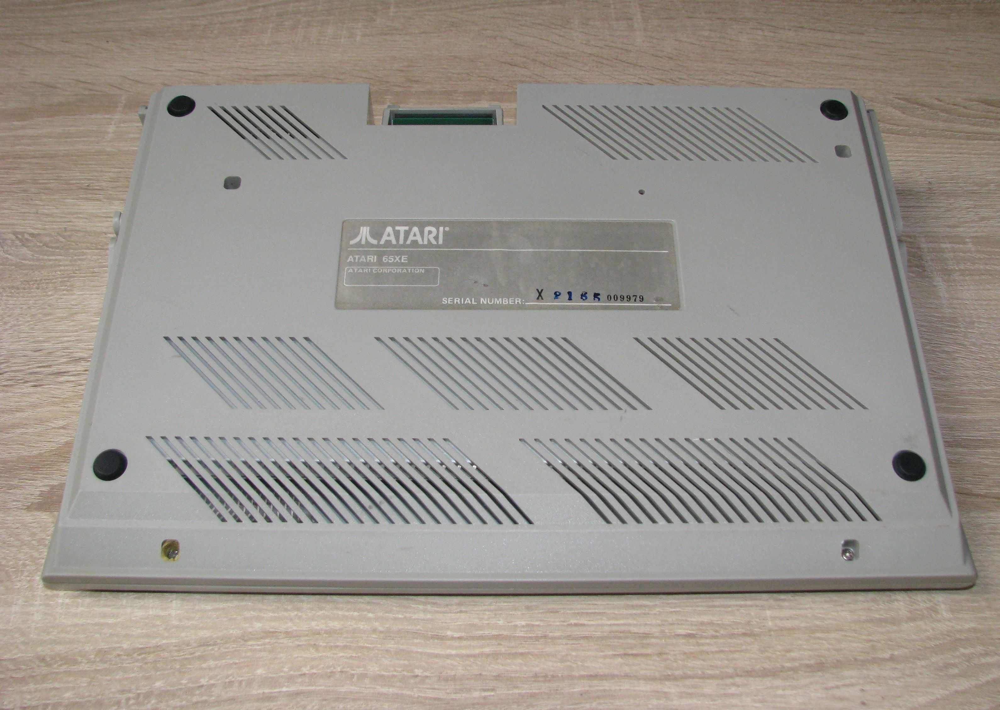 ATARI 65XE komputer