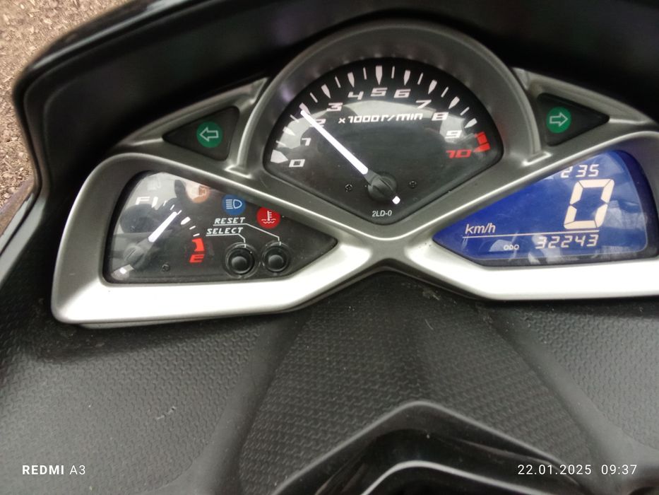 Продам макси скутер Ямаха маджесті 155