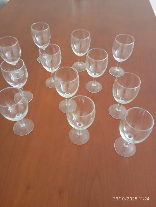 12 copos vinho novos