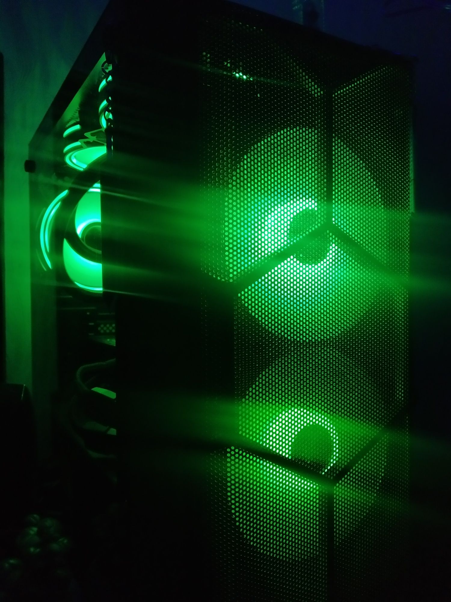 Игровой Пк | RTX3070Ti FE, Ryzen 5 5500, 32GB RAM.