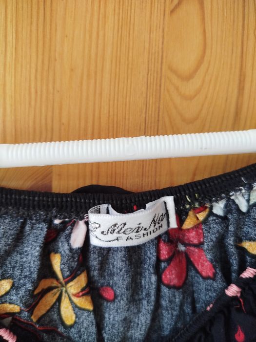 Czarna sukienka maxi