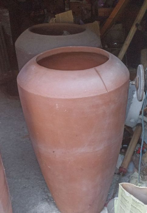 Вази із глини новие не для віна!!