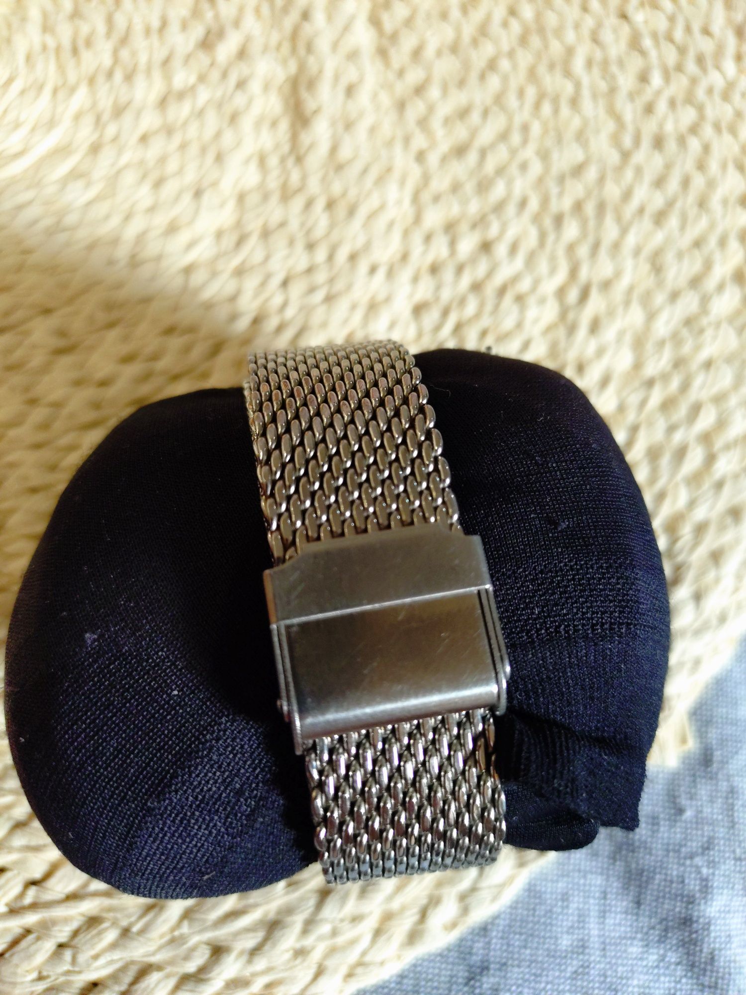 Orient SK Crystal