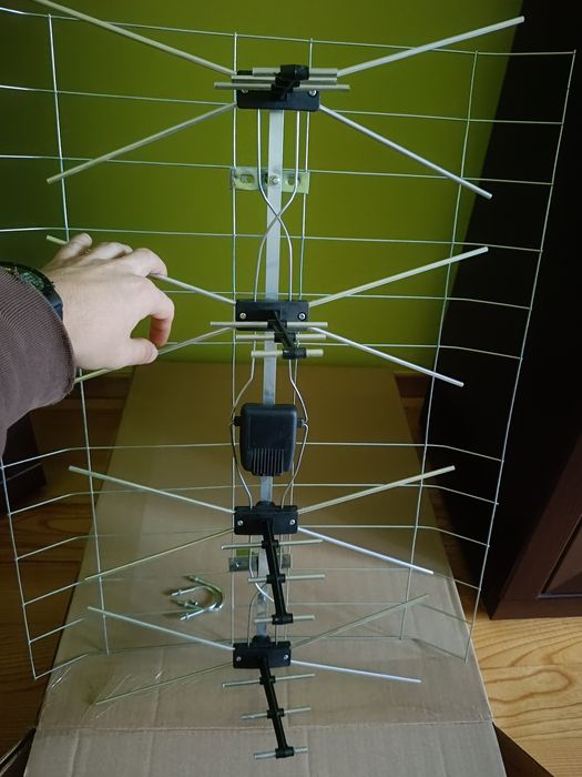 Antena siatkowa TV mocna telewizyjna DVB-T2