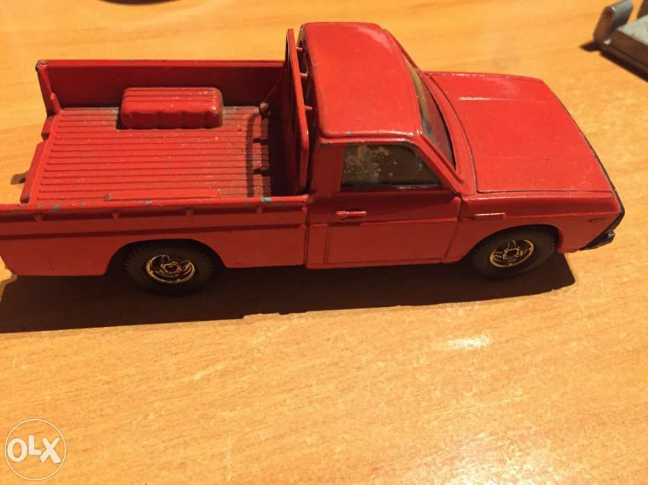 Corgi ( Mazda B1600 pick-up )