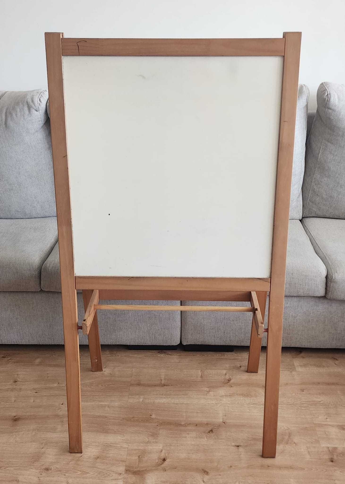 Quadro cavalete IKEA criança