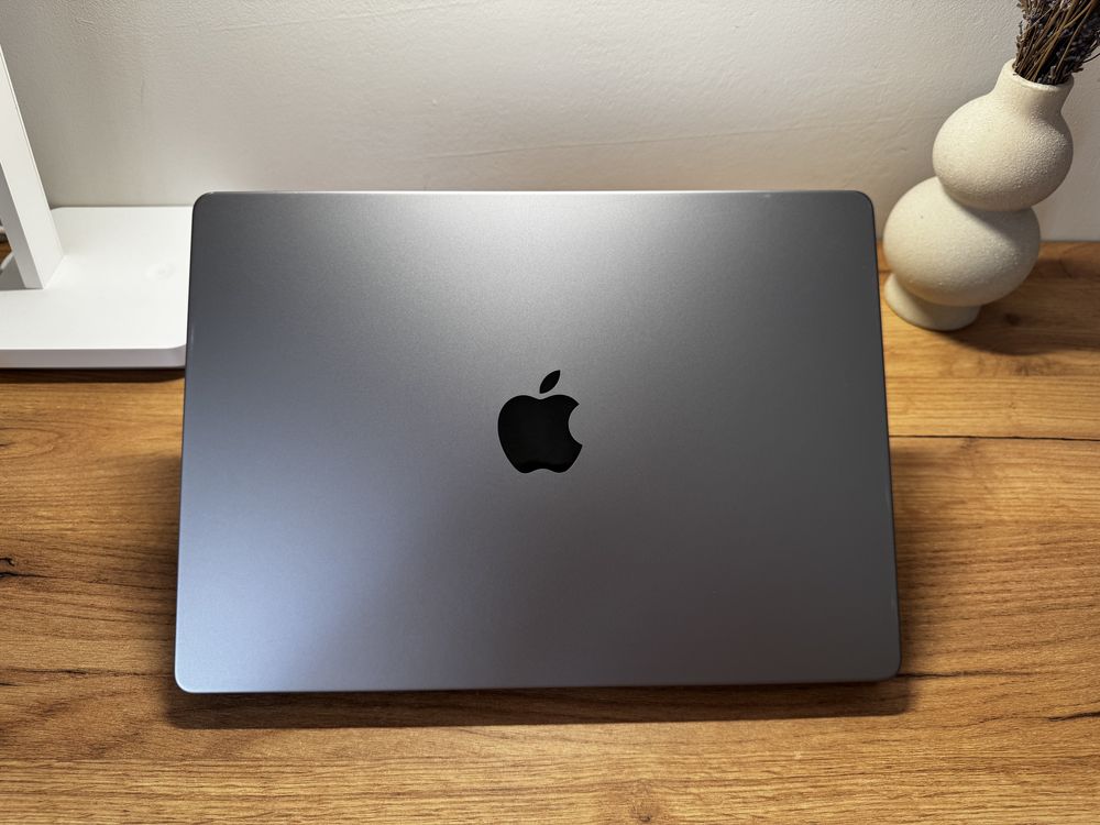 MacBook Pro 14 2021 32-Core GPU M1 Max 32GB RAM 512GB 93%