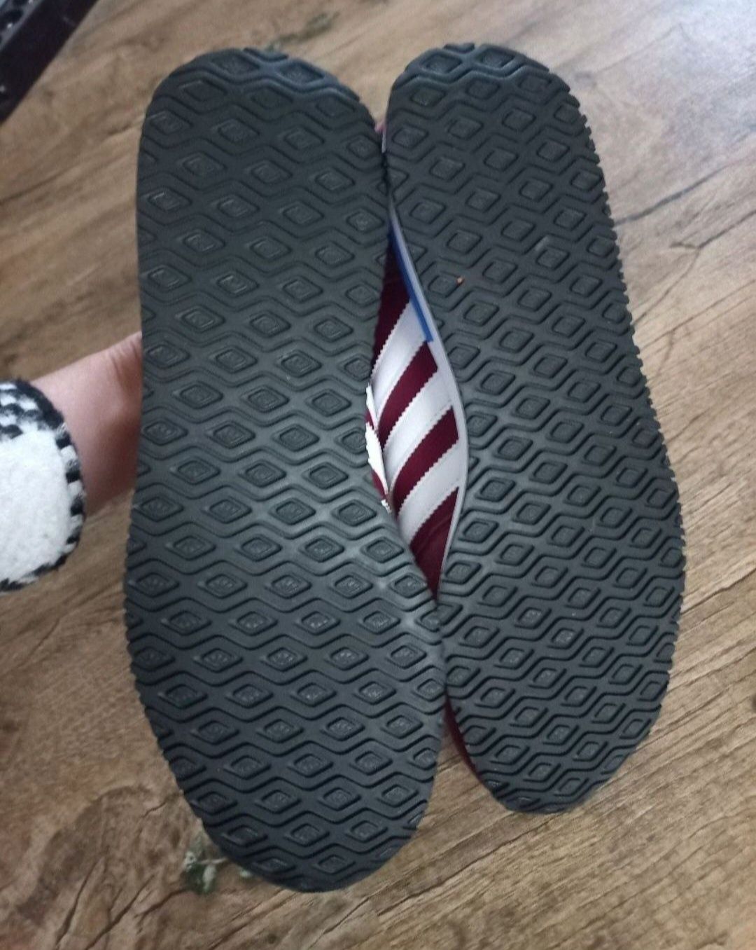 Кросівки Adidas USA 84 розмір 42 в см 26.5
