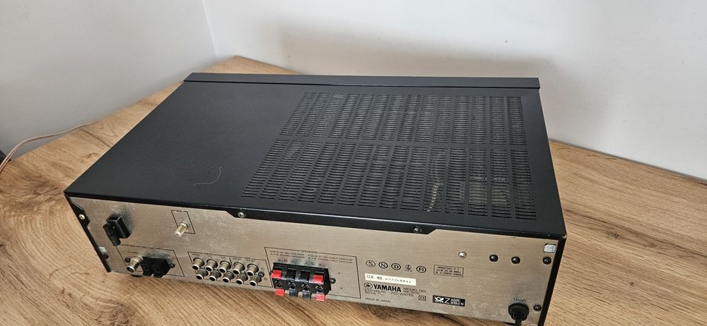 Amplituner Yamaha RX-300 audio