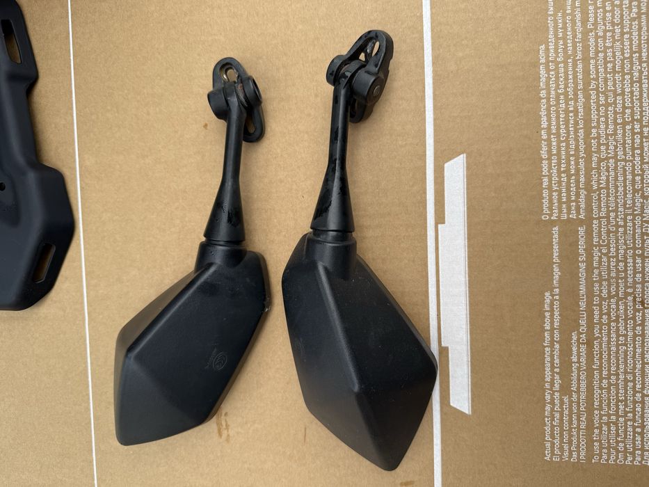 Retrovisores e placa + suporte da VFR MOTO