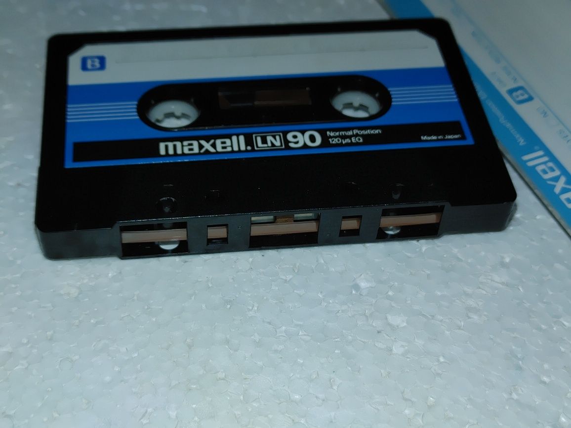 Maxell LN 90 made in Japan аудикассета