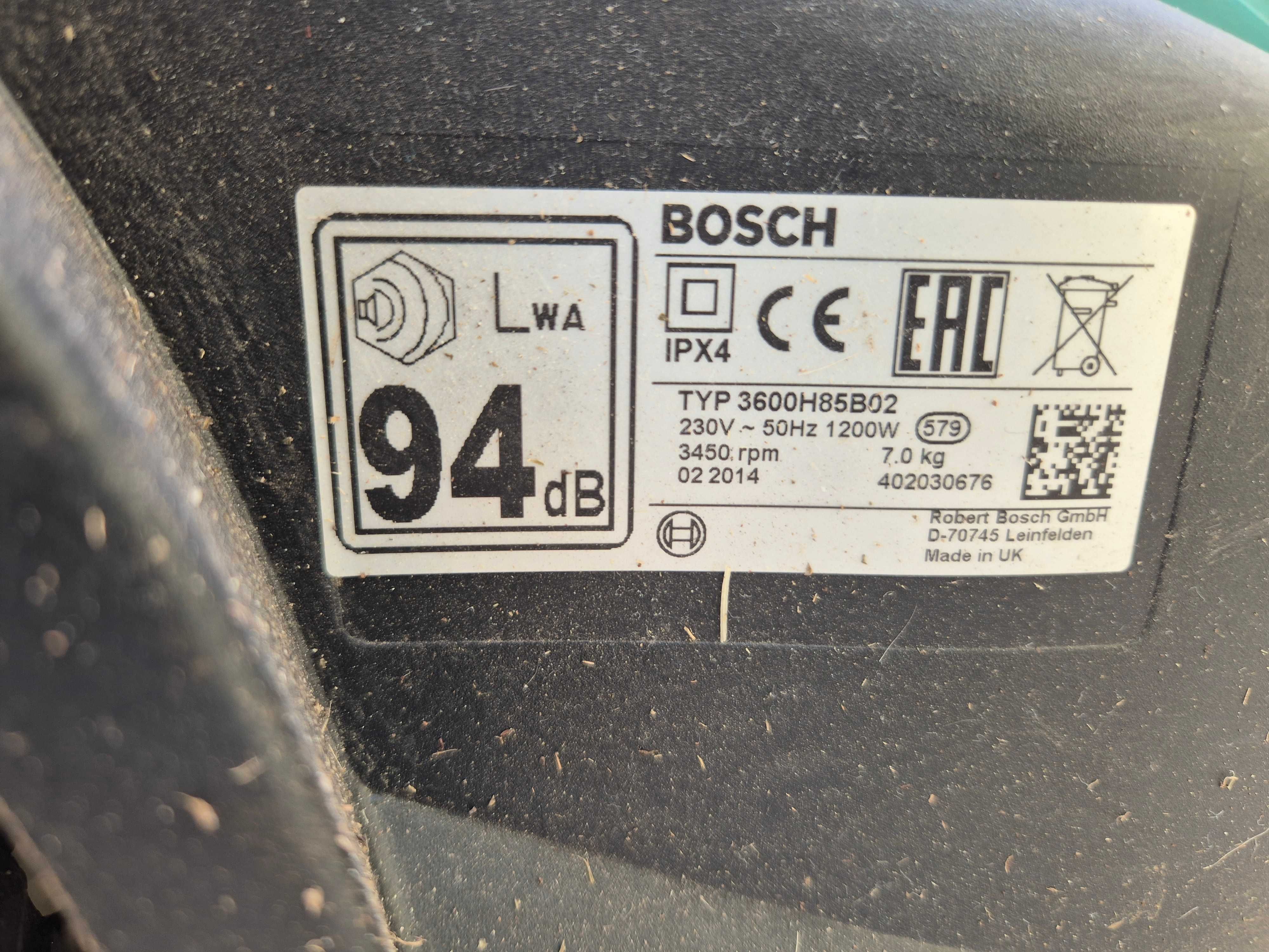 Corta Relvas elétrico 1200w BOSCH Arm 32