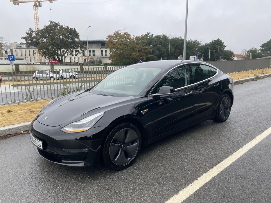 Tesla Model 3 Long Range AWD Dual Motor