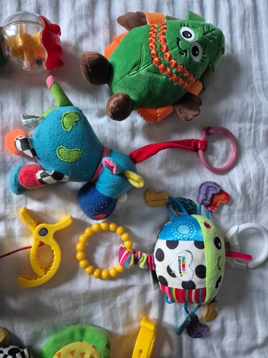 Zabawki dla maluszka 8 szt Lamaze Chicco Fisher Price 3-9 mcy