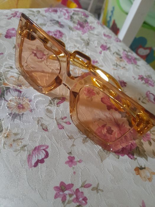 Nowe modne stylowe okulary przeciwsłoneczne damskie