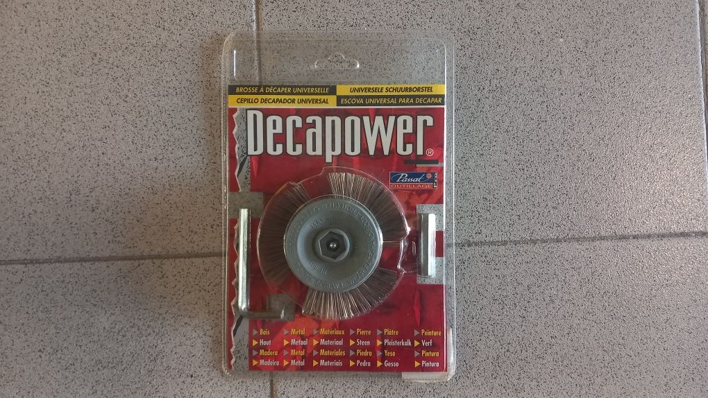 Escova Decapower Universal Pasat – Nova na Embalagem
