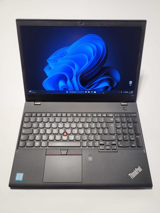15,6"_FHD Laptop Lenovo Thinkpad T580 i5 / 16GB / 256GB/ LTE
