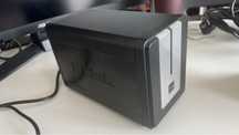 NAS D-Link DNS-323 com 2 slots de disco
