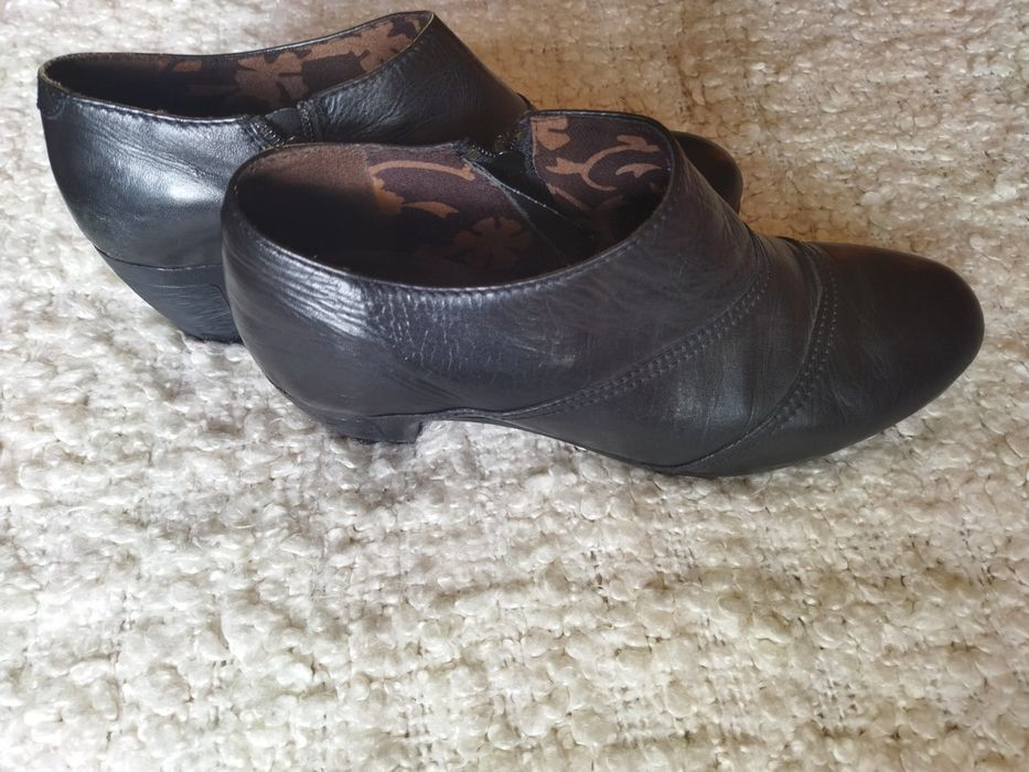 Botins em pele da Foreva