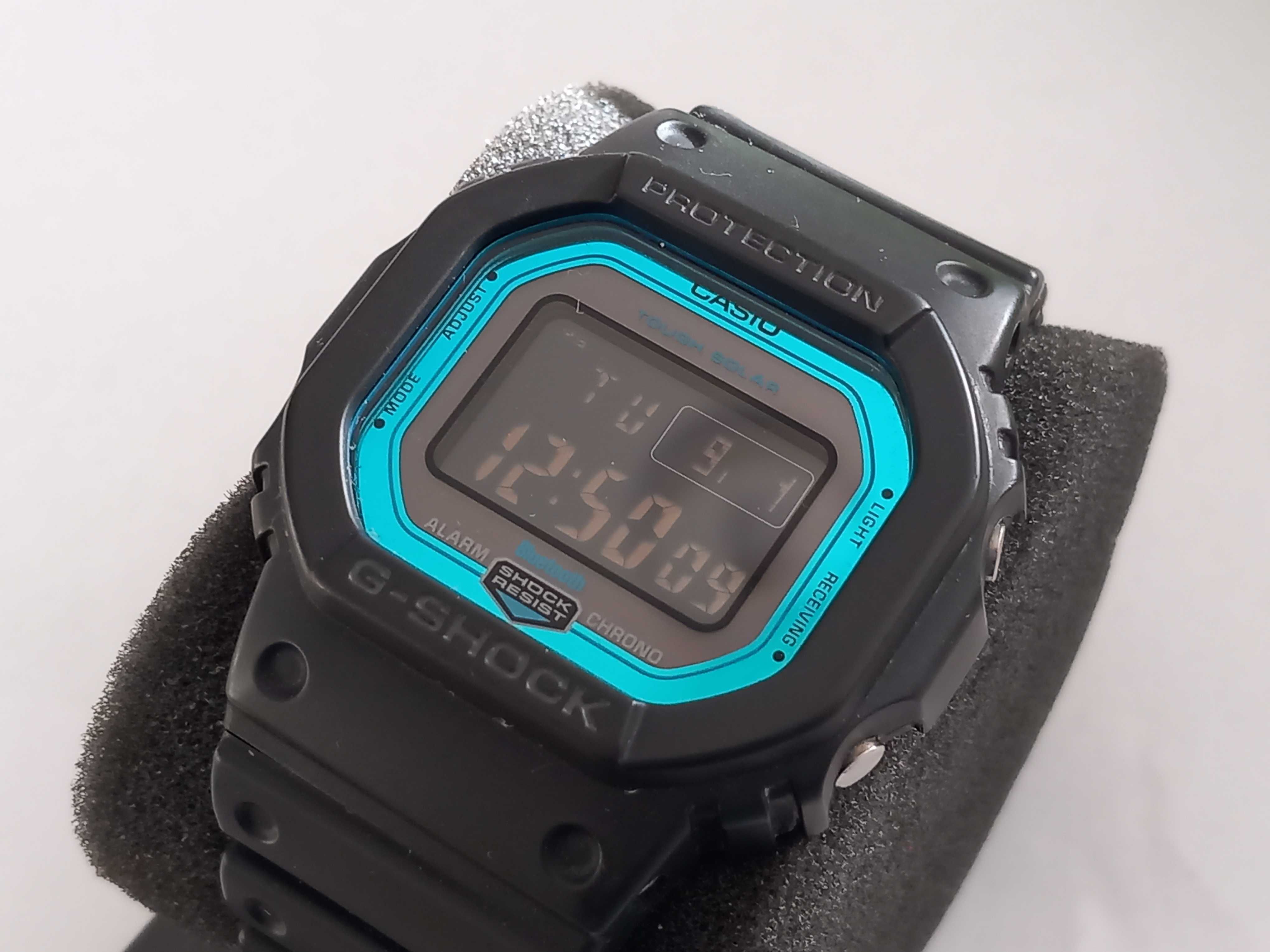 Zegarek Casio G-Shock GW-B5600 - komplet