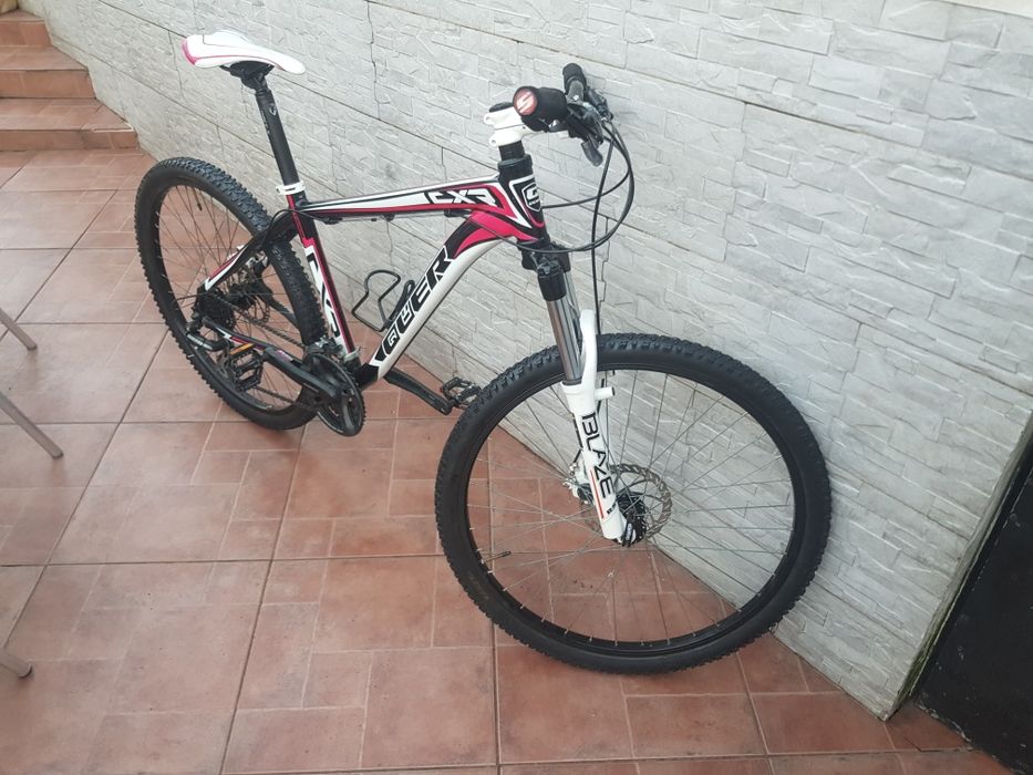 Bicicleta roda 26 travão de disco á frente e atrás tudo a funcionar