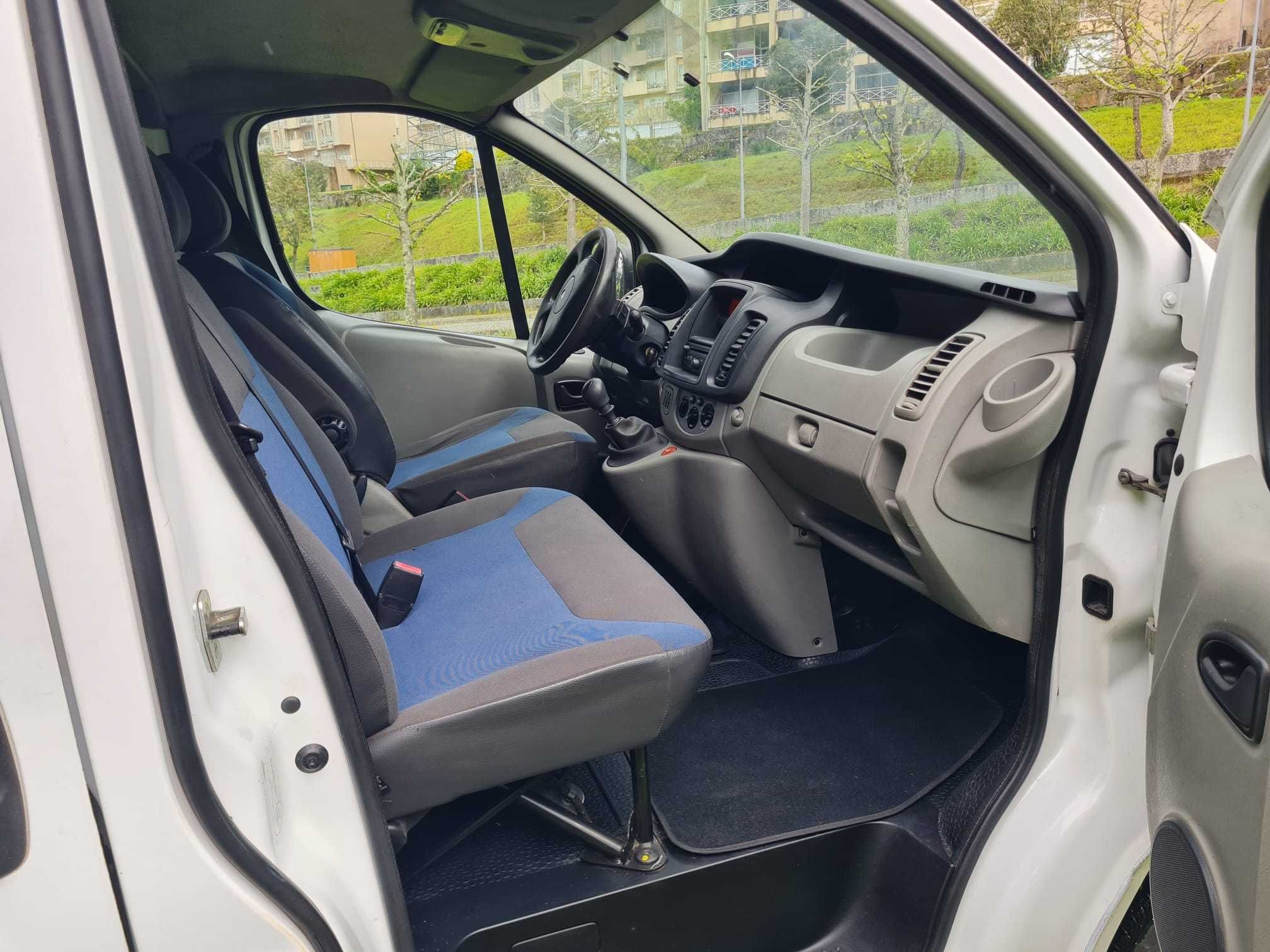 Renault Trafic 2.0 dci AC IVA DEDUTÍVEL