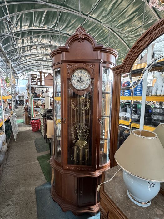 Relógio Antigo de Móvel/vitrine