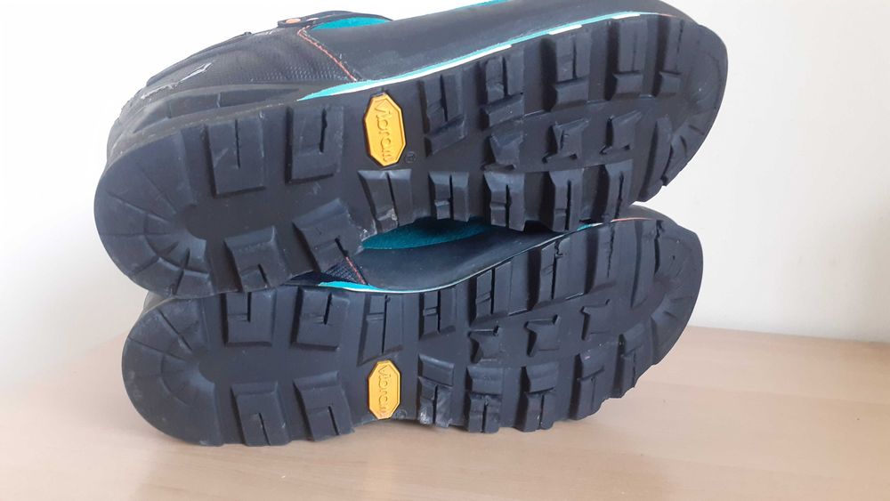 piękne damskie buty trekkingowe ze skóry Salewa R 40