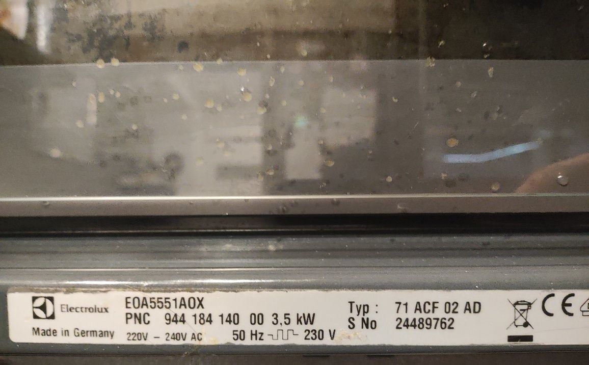 Piekarnik elektryczny Electrolux EOA5551AOX