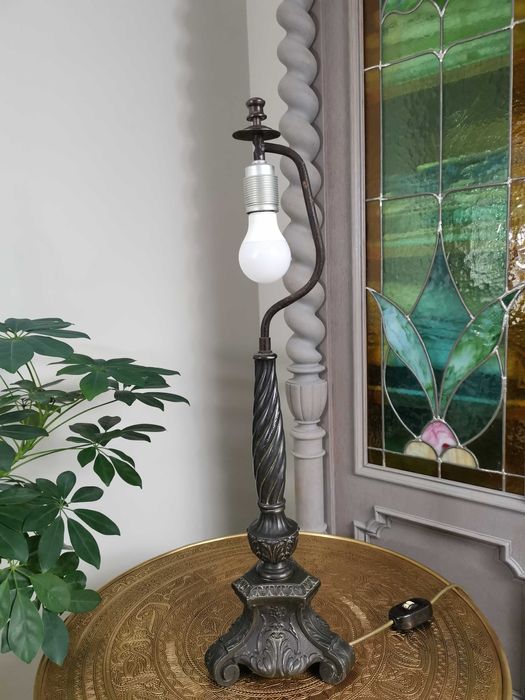 Stara mosiężna lampa 138