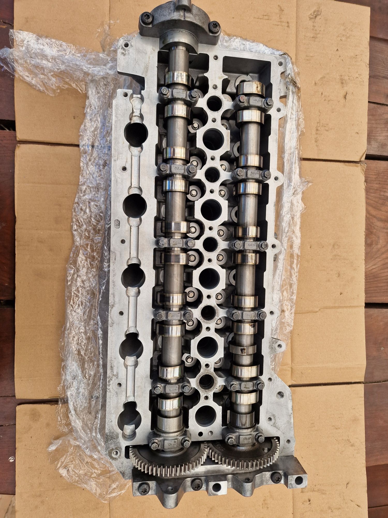 Głowica NIE SPAWANA VOLVO 2.4D5 kompletna XC90 XC70 V70  163/185/200KM