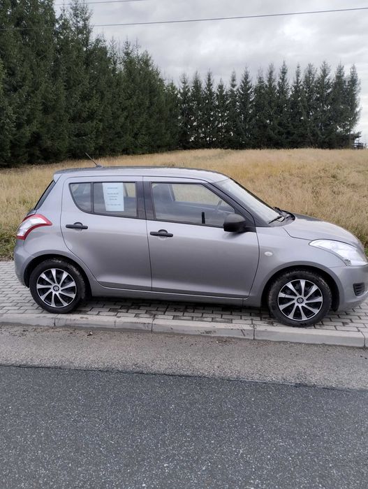 Suzuki Swift 1,2 benzyna 2012 r Polski salon