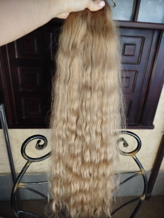 Волосся для нарощування