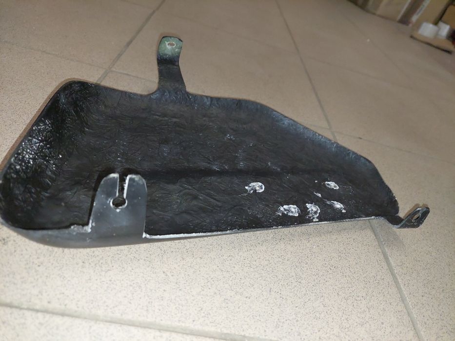 Sprzedam oslona boczna boczek rama wsk 175 Kobuz lewa strona