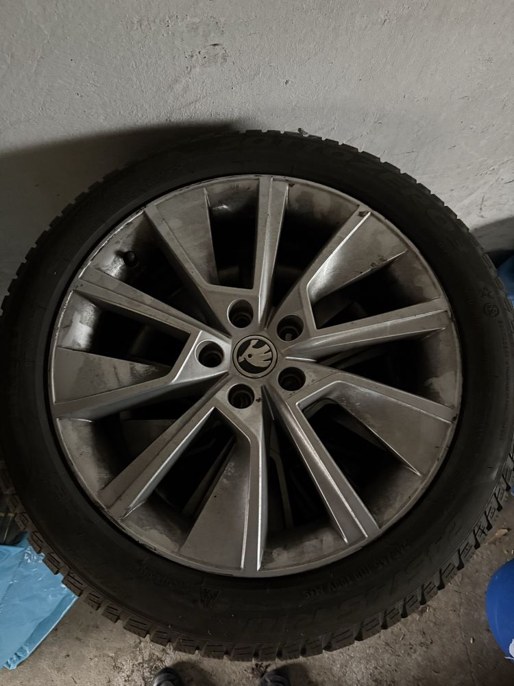 Sprzedam felgi 18 skoda