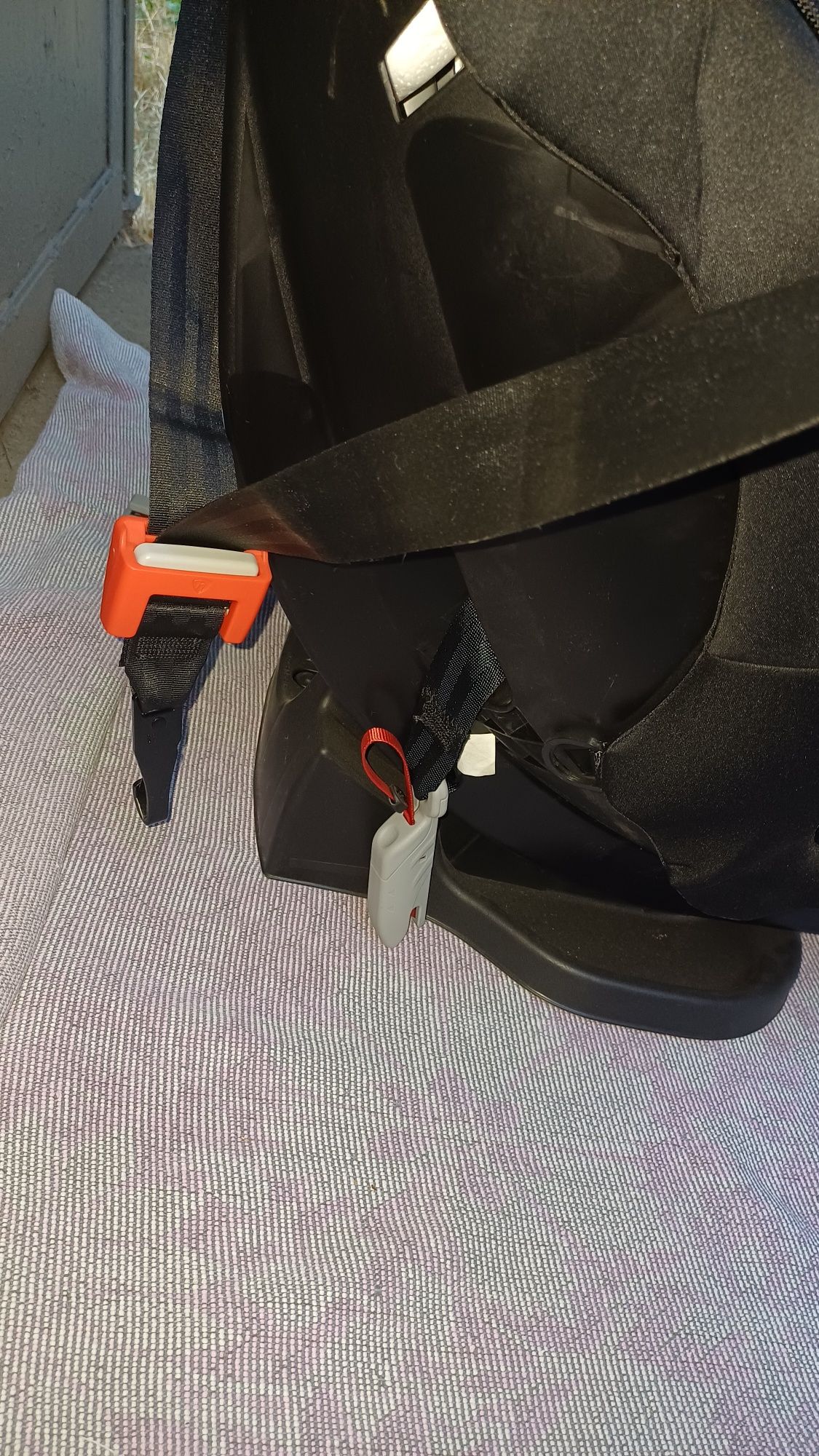 Детское автокресло Evenflo Safe Max
