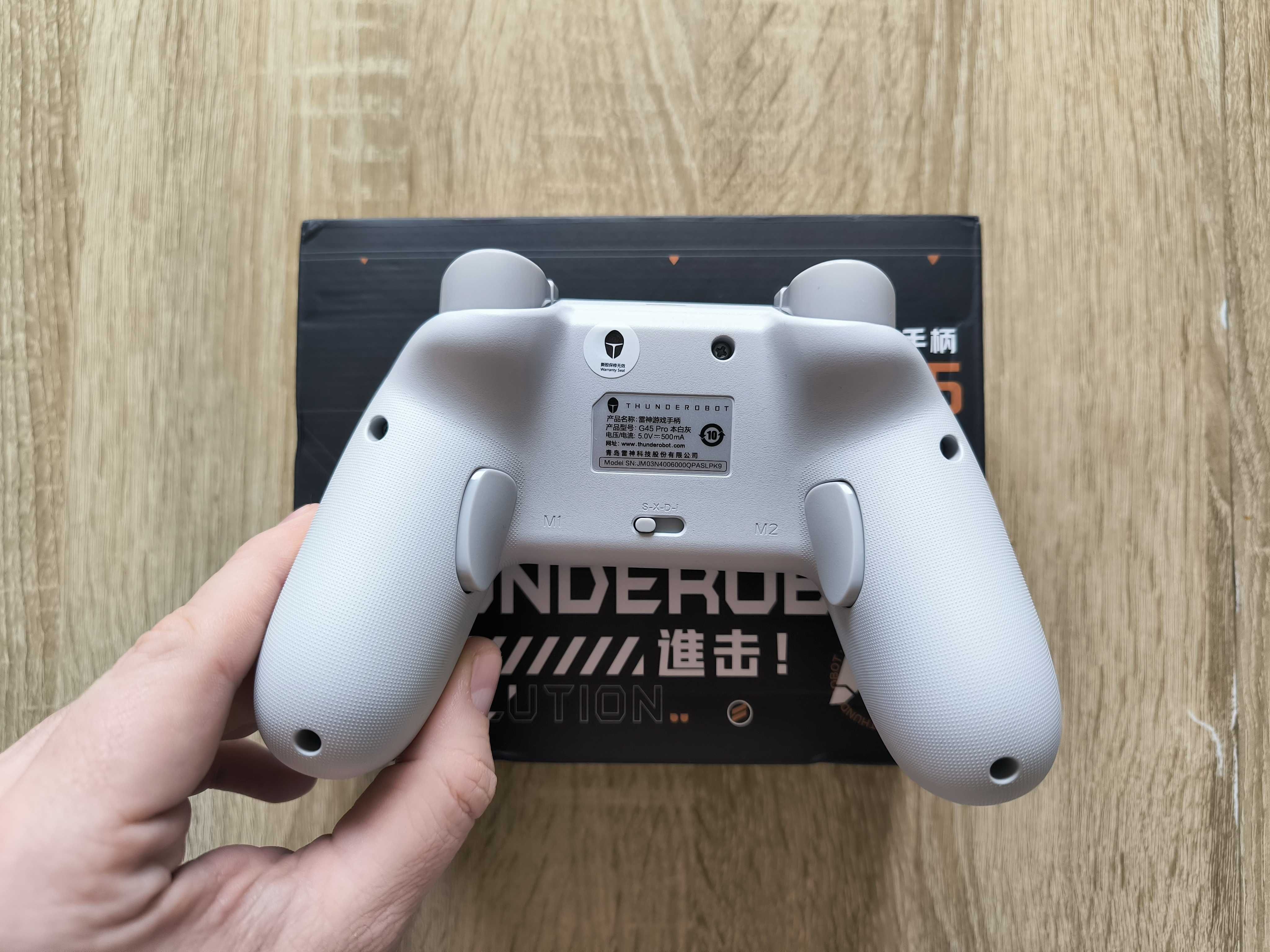 Thunderobot G45 PRO ! Топовый геймпад ! Датчики Холла ! RGB !