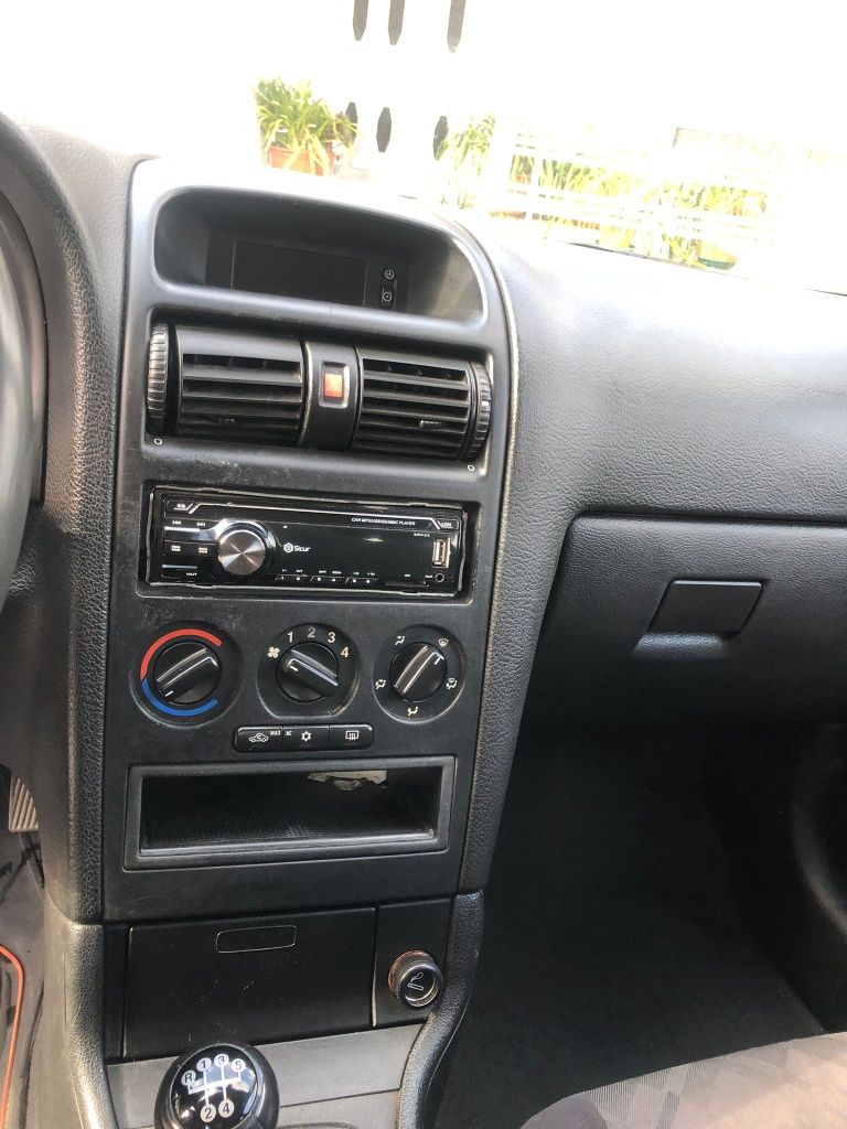 Vendo opel 
Ano 06 2