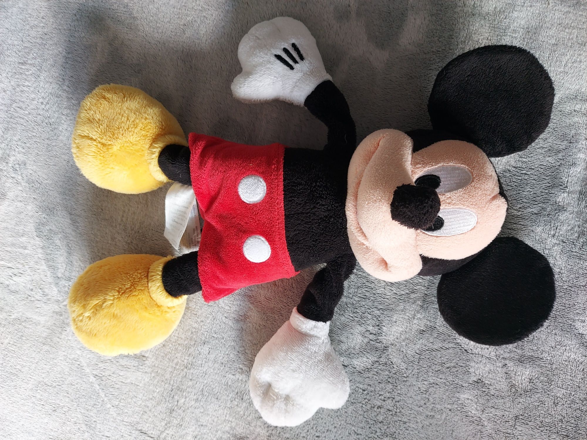 Mickey,Donald,Goofy,Pluto + gratis