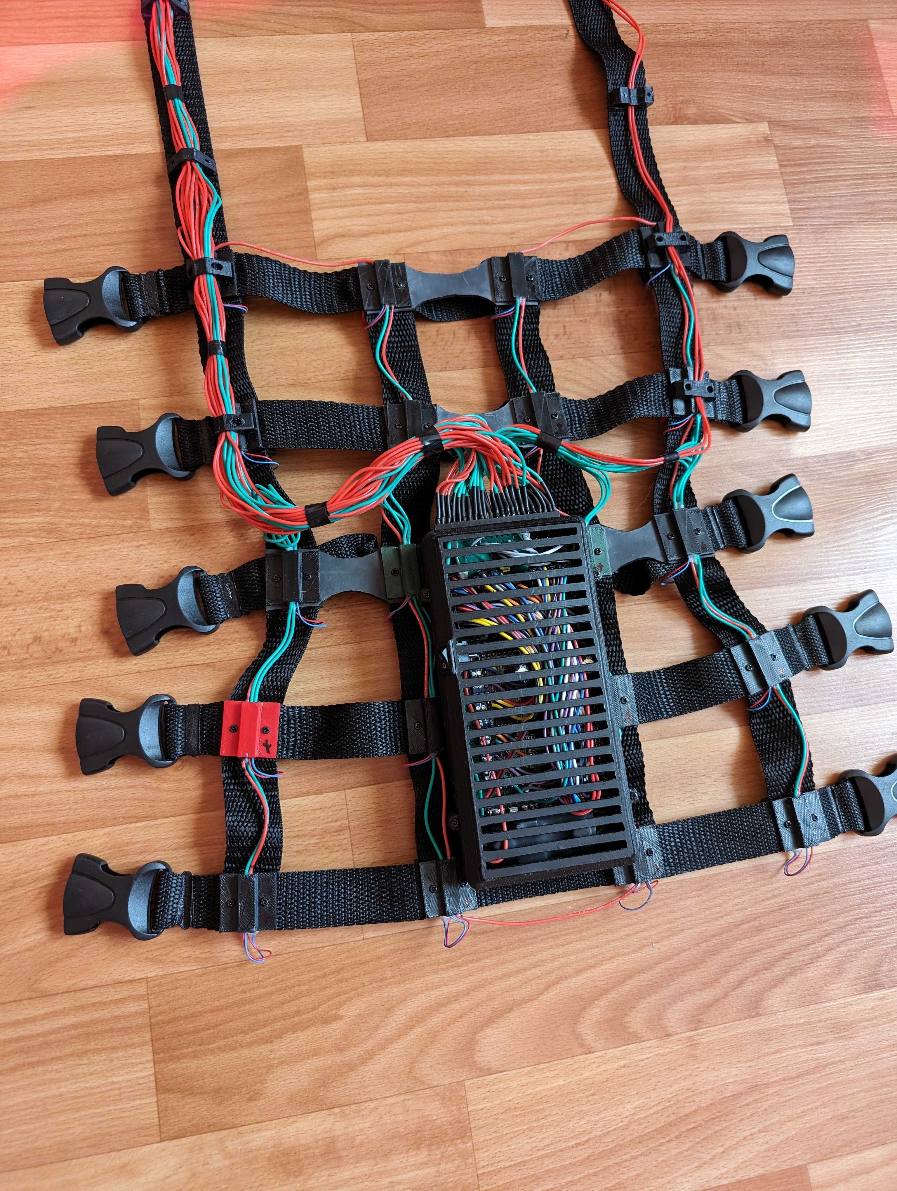 Вибро костюм bhaptics tactsuit x40 vr pico oculus