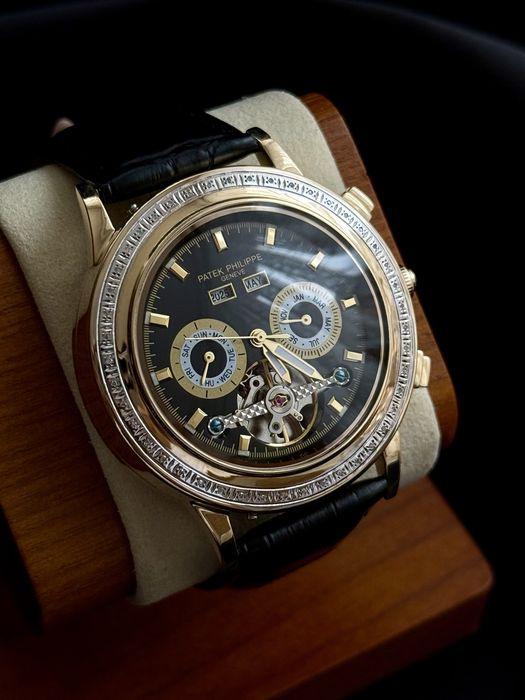Золотые часы Patek Philippe 585
