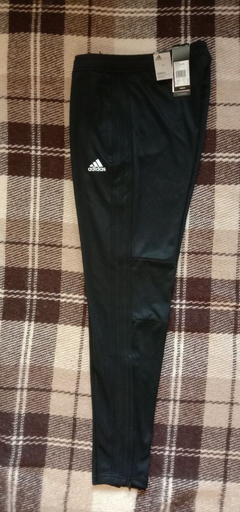 Спортивные штаны  adidas