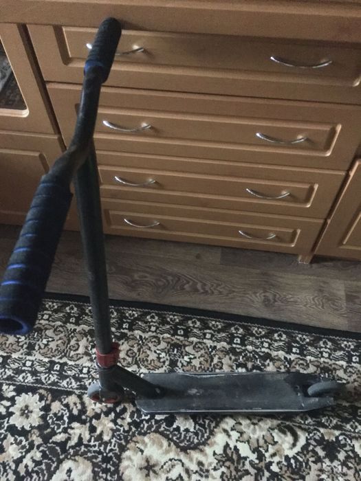 Продам трюковий самокат